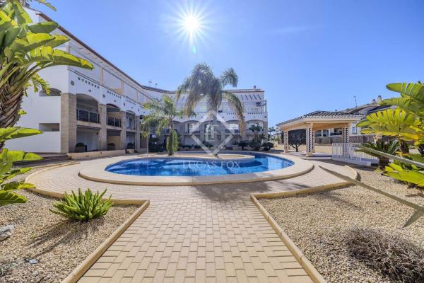 Venta de piso en Piso en Calle Cannes, El Arenal, Jávea/Xàbia, Jávea/Xàbia
thumbnail 3