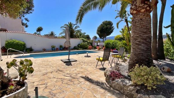 Independent chalet for sale in Casa o chalet en Moravit-Cap Blanc, Moraira, Moraira
thumbnail 3