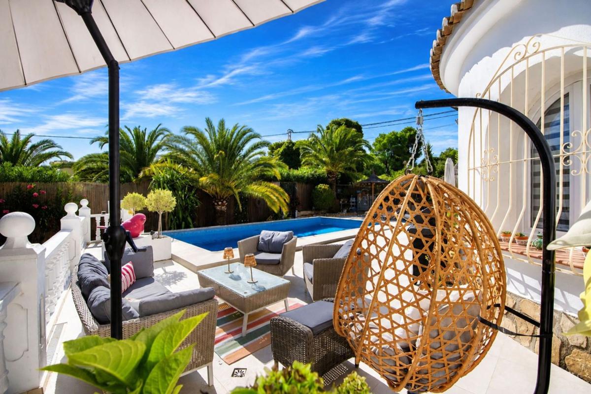 Sale of independent chalet in Casa o chalet en Cala Advocat - Baladrar, Benissa, Benissa
photo 3
