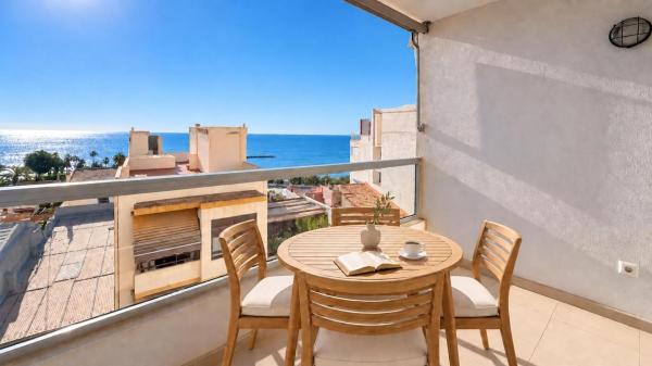 Sale of flat in Piso en Calle de la Virgen del Socorro, Raval Roig-Virgen del Socorro, Alicante / Alacant, Alicante
photo 1
