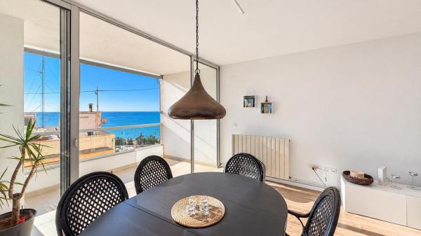 Sale of flat in Piso en Calle de la Virgen del Socorro, Raval Roig-Virgen del Socorro, Alicante / Alacant, Alicante
thumbnail 3