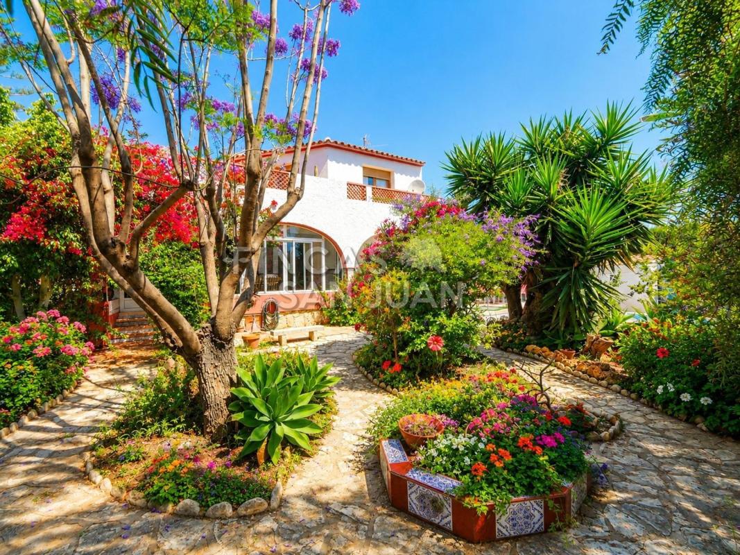 Недвижимость на продажу и в аренду в Испании photo 5