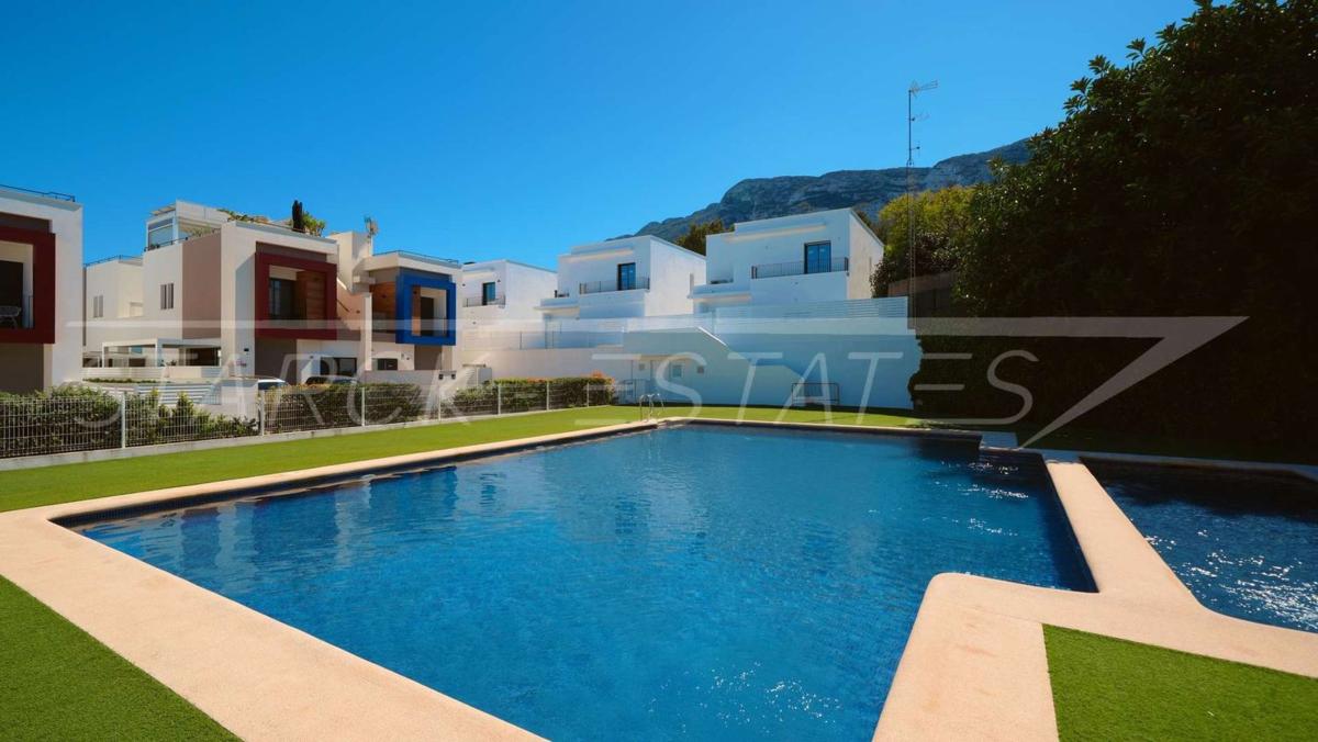 Продажа отдельного шале в Casa o chalet en El Montgó, Denia, Дения photo 2