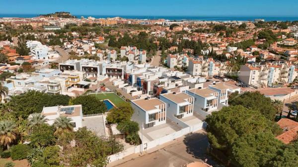 Частный шале на продаже в Casa o chalet en El Montgó, Denia, Дения thumbnail 3
