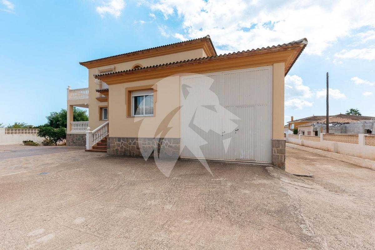 Недвижимость на продажу и в аренду в Испании photo 3