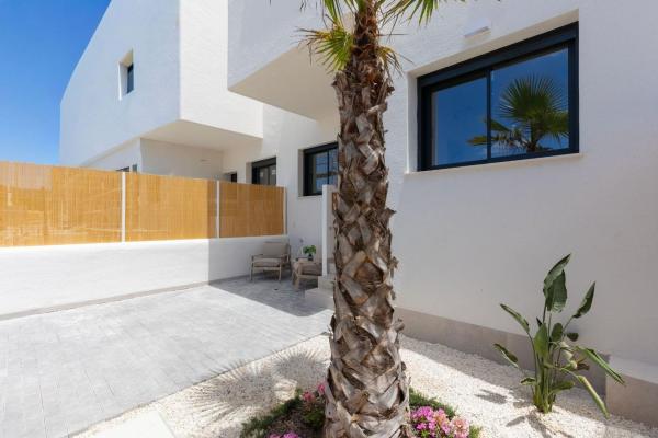 Sale of flat in Piso en Calle Manuel Castello Rizo, Dolores, Dolores
thumbnail 3