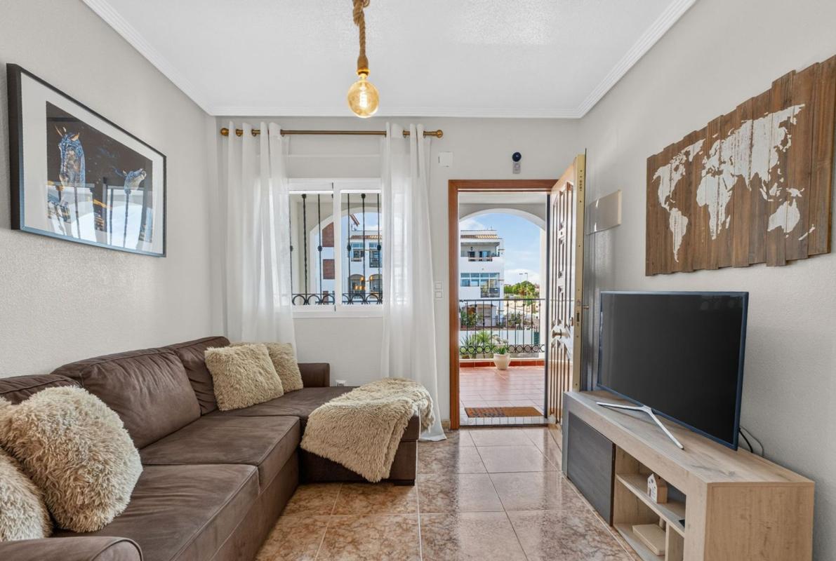 Sale of apartment in Piso en Calle Realistas, 80, La Ciñuelica - Villa Rosa, Orihuela, Orihuela
photo 4