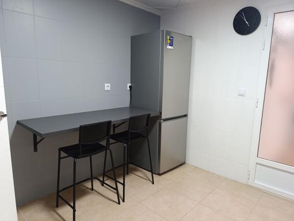 Sale of flat in Piso en Calle Carlos Arniches, 1 º, Plaza de Toros - Avenida Chapí - Trinquete, Elda, Elda
 photo 2