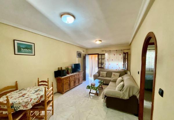 Casa o chalet independiente en Calle Cibeles, 12, Torreblanca, Torrevieja thumbnail 3