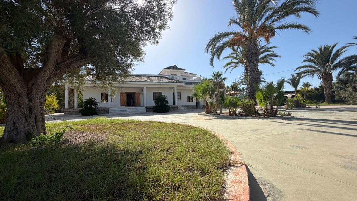 Properties for sale and rent in Spain photo 1