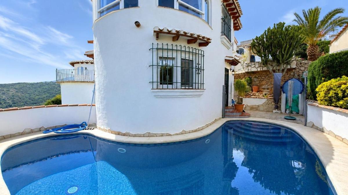 Sale of independent chalet in Casa o chalet en Devesses - Monte Pego, Denia, Denia
photo 2