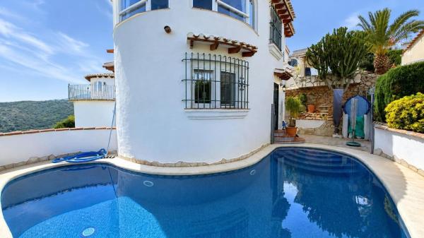 Independent chalet for sale in Casa o chalet en Devesses - Monte Pego, Denia, Denia
thumbnail 2
