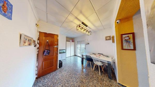 Chalet pareado en Felix Rodriguez De La Fue, Granja de Rocamora thumbnail 2