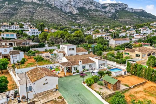 Casa o chalet independiente en El Montgó, Denia photo 1