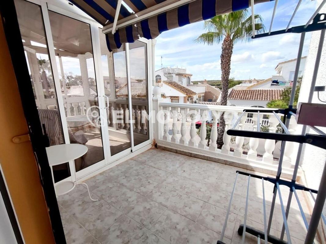 Продажа квартиры на Piso en Calle Berenguer de Massanet, Urbanizaciones, Guardamar del Segura, Гуардамар-дель-Сегура
photo 1