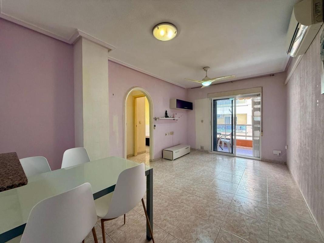 Продажа квартиры на Piso en Avenida Habaneras - Curva de Palangre, Torrevieja, Торревьеха
photo 4