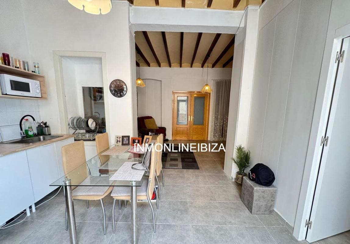 Properties for sale and rent in Spain photo 4