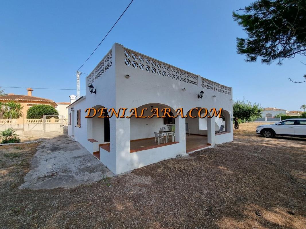 Sale of independent chalet in Casa o chalet en Els Poblets, Els Poblets
photo 3