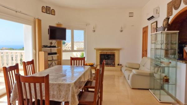 Casa o chalet independiente en Calle Lirios, Cumbre del Sol, Benitachell thumbnail 3