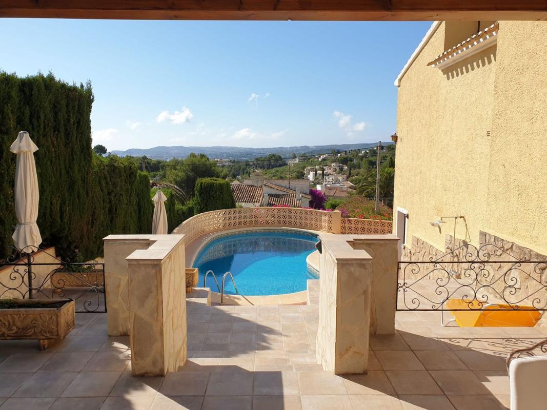 Properties for sale and rent in Spain photo 3
