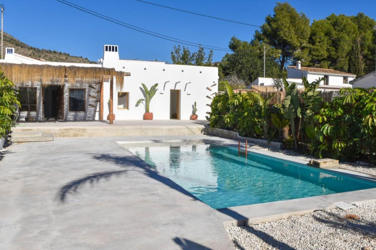 Properties for sale and rent in Spain photo 3