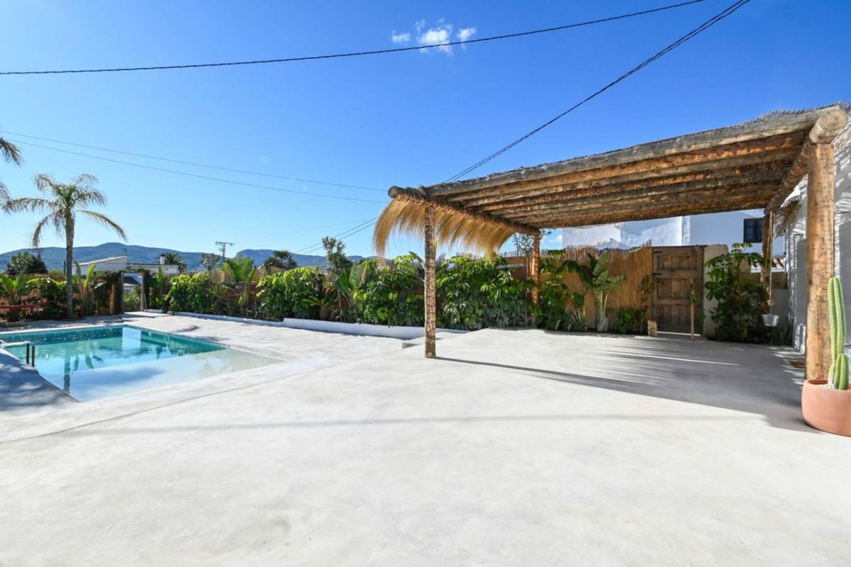 Properties for sale and rent in Spain photo 5