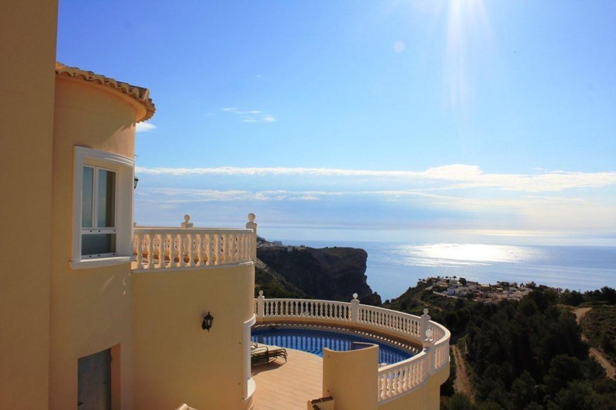 Properties for sale and rent in Spain photo 5
