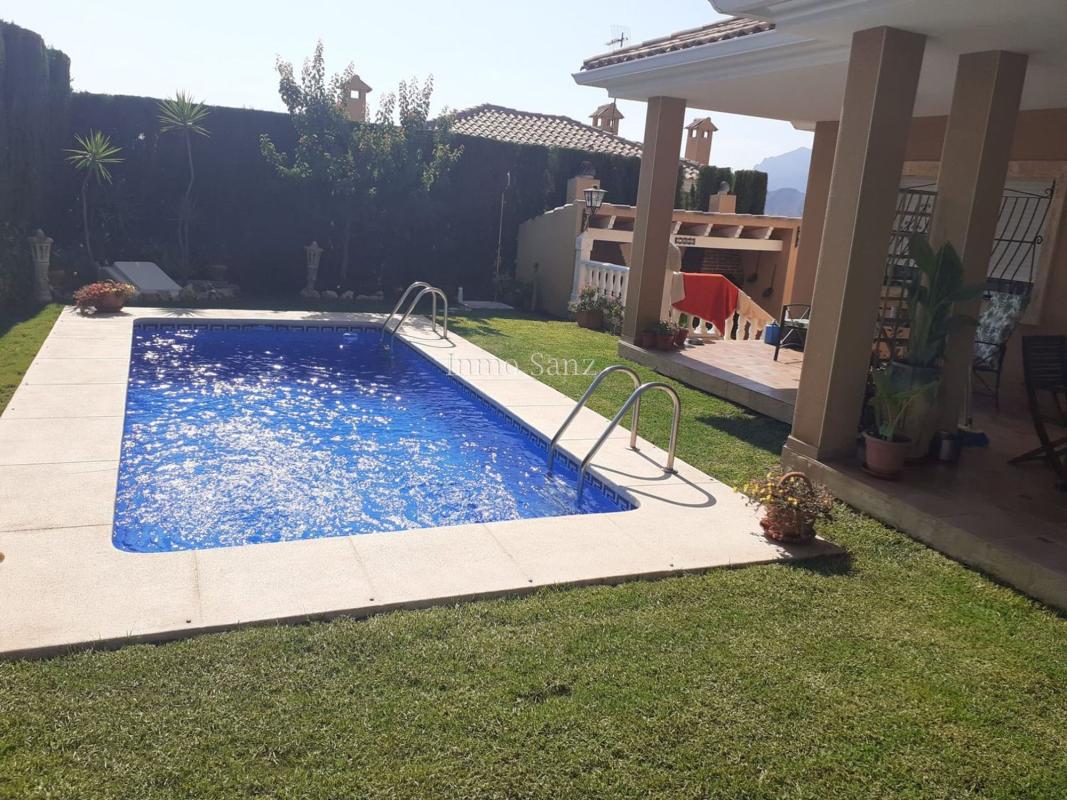 Properties for sale and rent in Spain photo 1