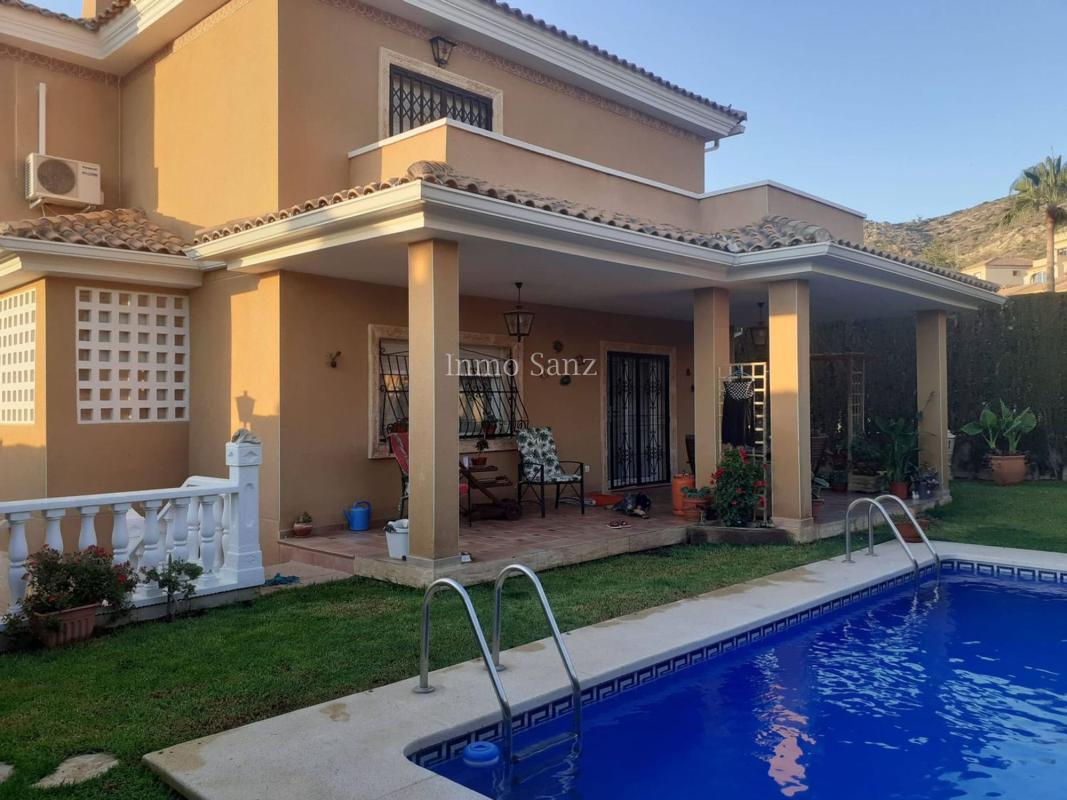 Properties for sale and rent in Spain photo 2
