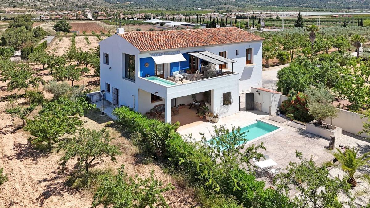 Properties for sale and rent in Spain photo 5