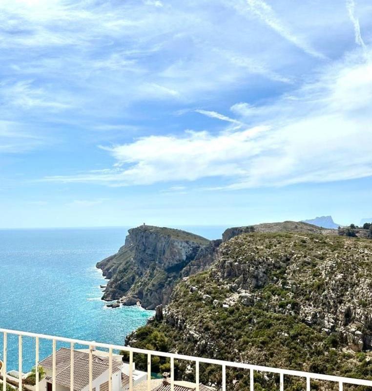 Properties for sale and rent in Spain photo 3