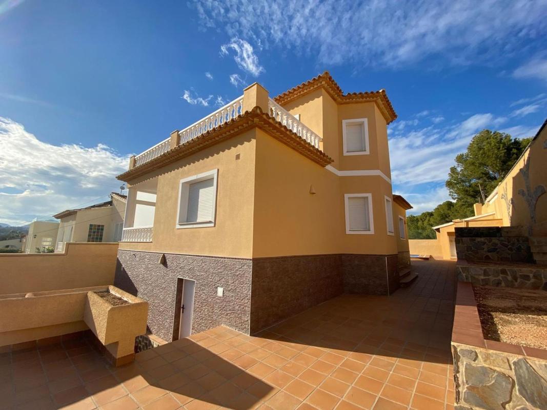 Properties for sale and rent in Spain photo 1