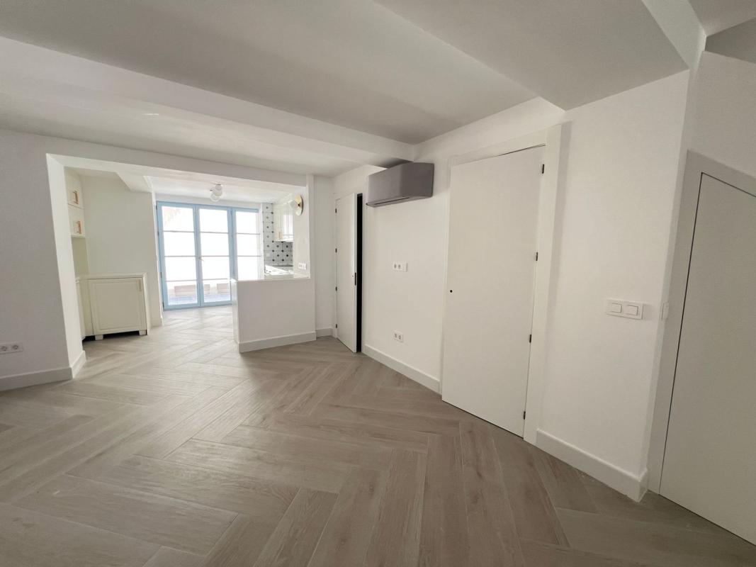 Properties for sale and rent in Spain photo 2