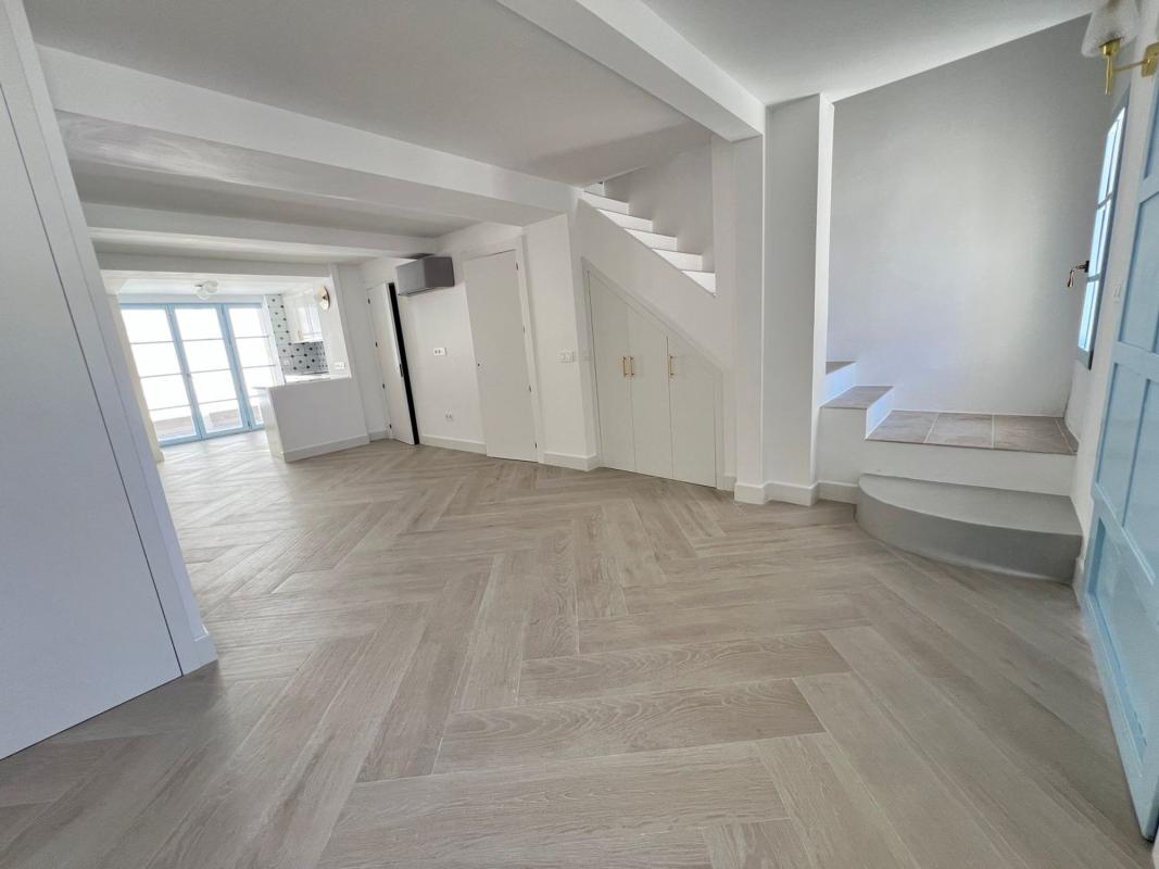 Properties for sale and rent in Spain photo 5