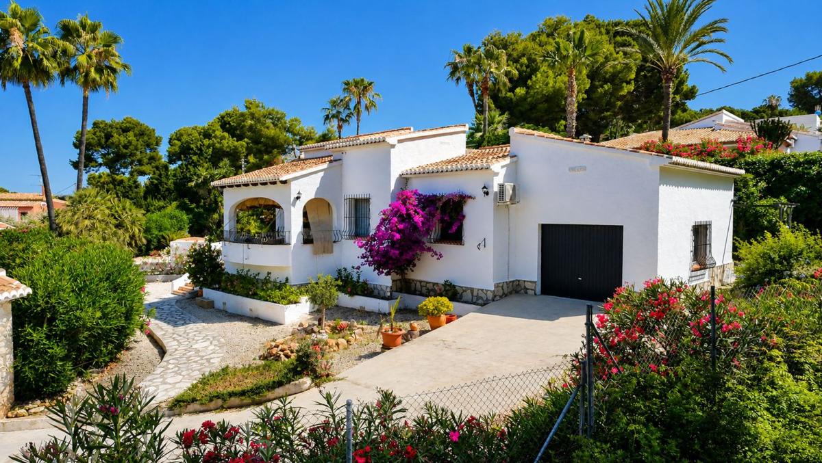 Properties for sale and rent in Spain photo 4