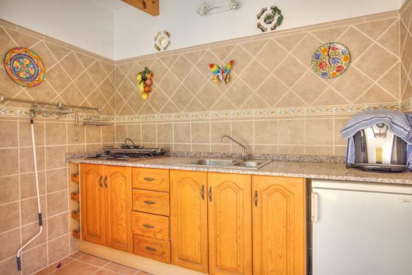 Chalet wolnostojący na sprzedaż w  Casa o chalet en Cala Advocat - Baladrar, Benissa, Benissa photo 4