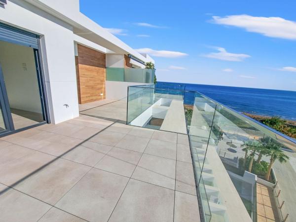 Дуплекс на продажу в Dúplex en L'Almadrava-L'Estanyò, Denia, Дения thumbnail 3