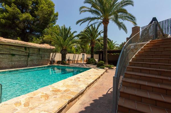 Casa o chalet independiente en Calle Gerd, 8, El Montgó, Denia thumbnail 3