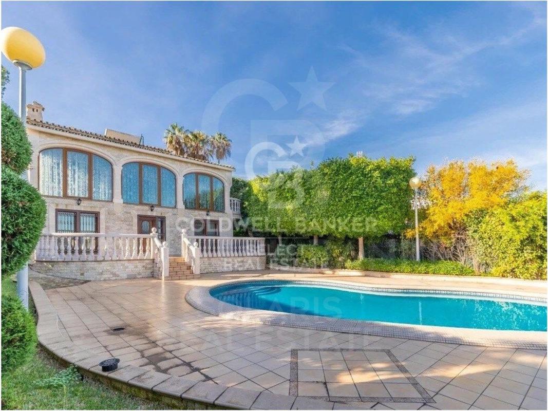 Недвижимость на продажу и в аренду в Испании photo 3
