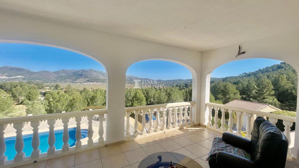 Properties for sale and rent in Spain photo 4