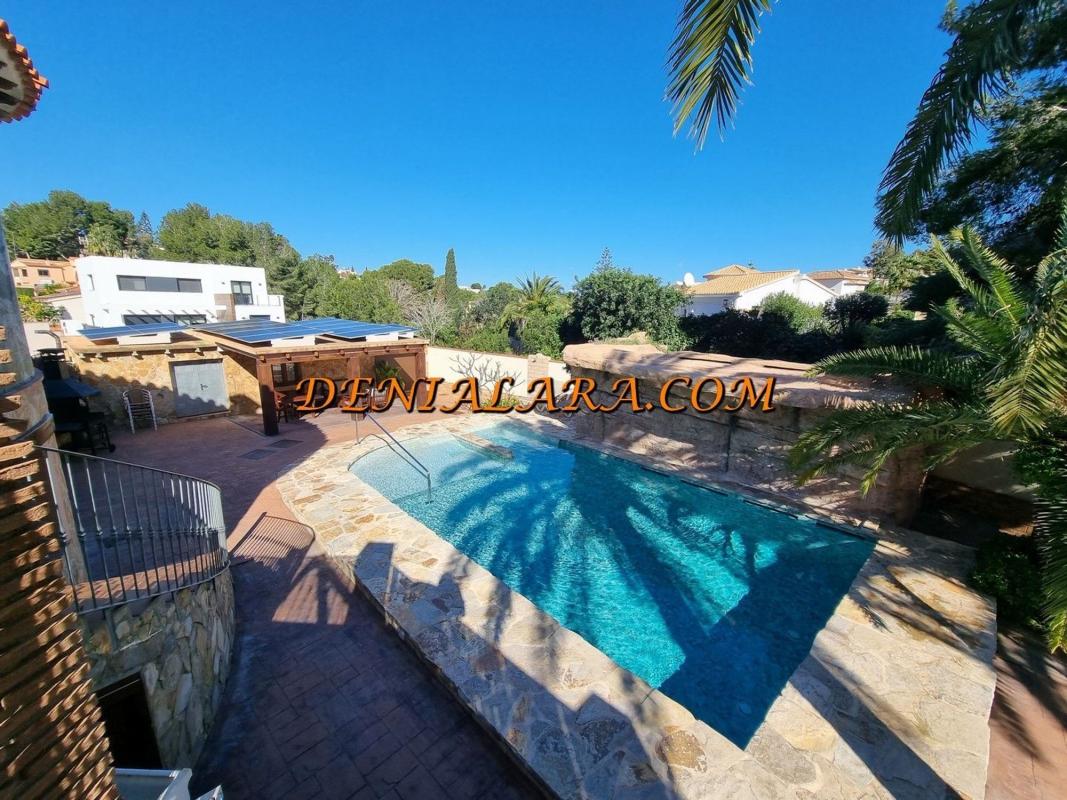 Продажа отдельного шале в Casa o chalet en El Montgó, Denia, Дения photo 5