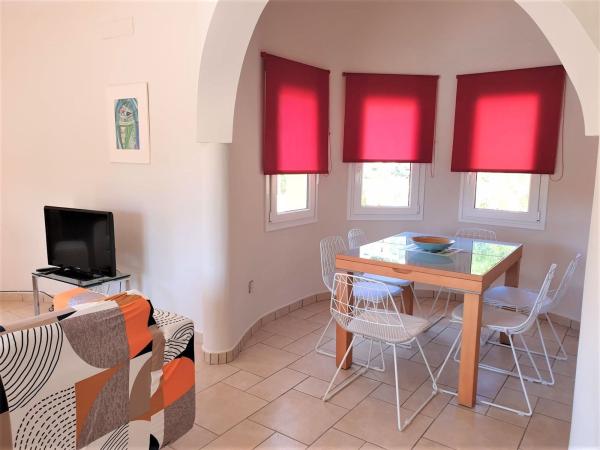 Частный шале на продаже в Casa o chalet en Sol de Este - Puerta Fenicia, Jávea/Xàbia, Хавья/Хабия thumbnail 3