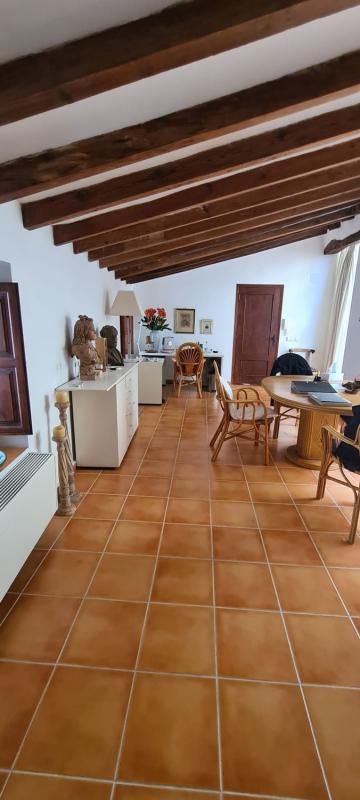 Propiedades en venta y alquiler en España photo 2