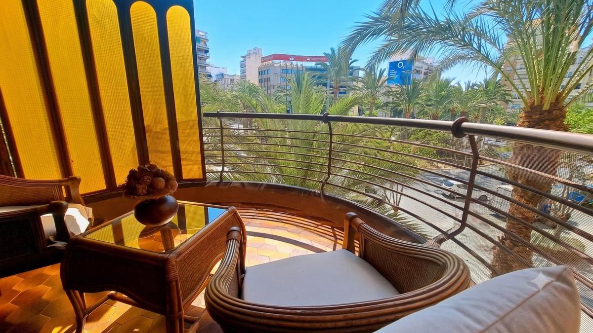 Продажа квартиры на Piso en Luceros De Los, 12, Ensanche-Diputación, Alicante / Alacant, Аликанте / Алакант
 photo 5