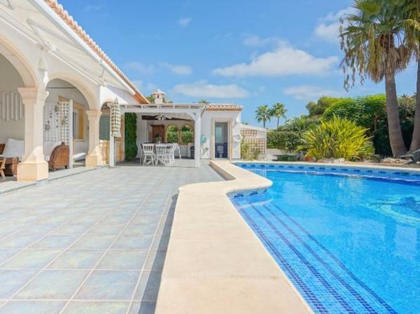 Chalet wolnostojący na sprzedaż w Casa o chalet en La Granadella - Costa Nova, Jávea/Xàbia, Jávea/Xàbia thumbnail 2
