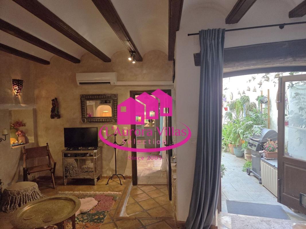 Properties for sale and rent in Spain photo 5