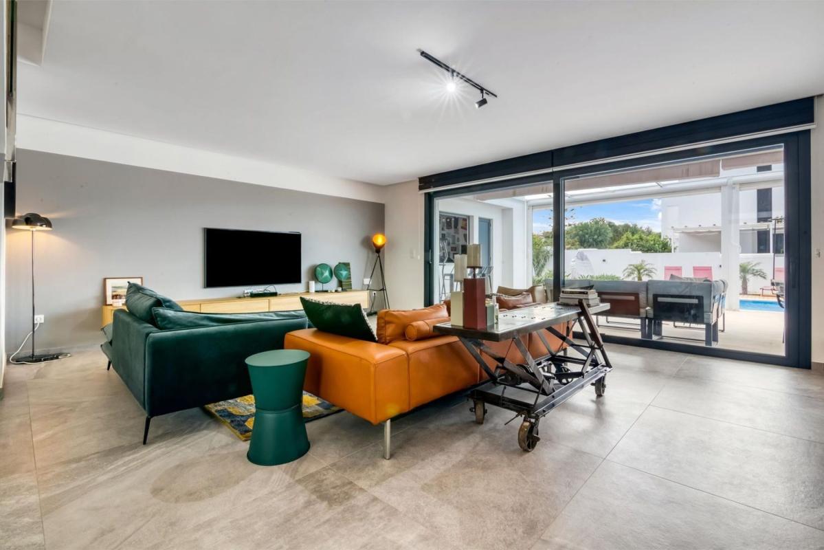 Properties for sale and rent in Spain photo 5