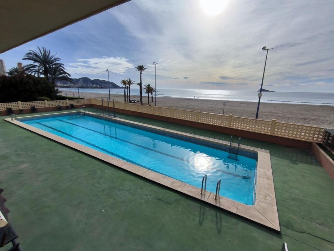 Продажа квартиры на Piso en Avenida Vicente Llorca Alós, Playa de Poniente, Benidorm, Бенидорм
photo 1
