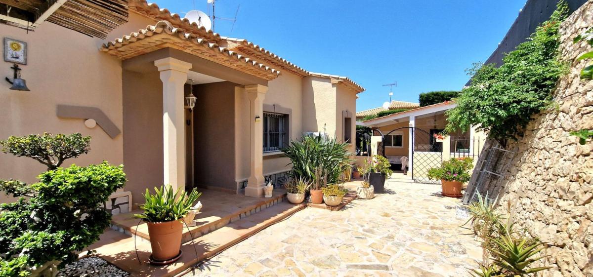 Properties for sale and rent in Spain photo 5