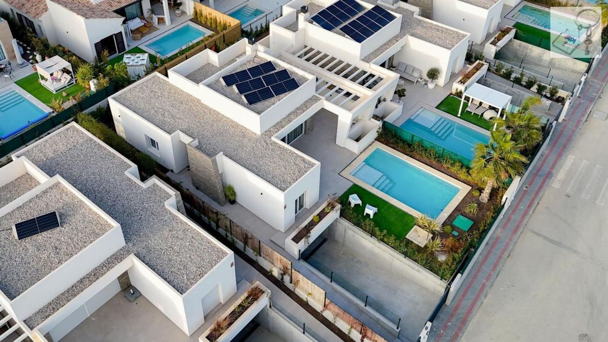 Продажа отдельного шале в Casa o chalet en Algorfa, Алгорфа photo 1